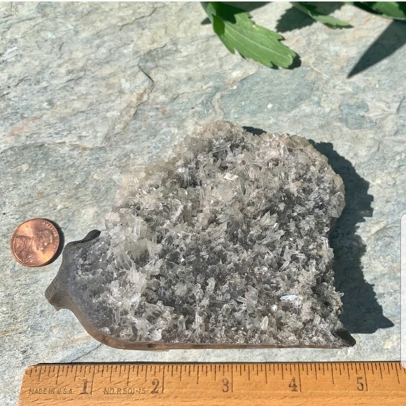 363g natural clear crystal cluster 🐌 - Picture 13 of 13